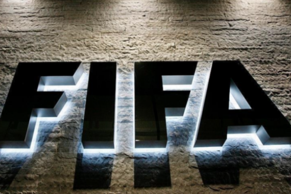 “فيفا” و “DAZN” تطلقان منصة موحدة لبث محتوى كرة القدم عالميًا
