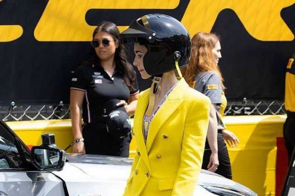 إيميلي تهجر باريس إلى موناكو في خطوة صادمة لعشاق السلسلة… ماذا يحدث؟