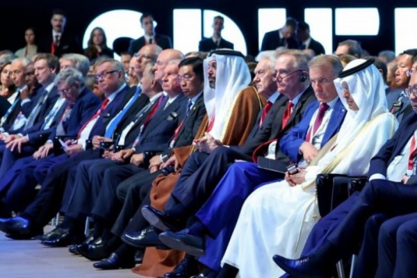 وزير المالية والاقتصاد الوطني بمملكة البحرين يترأس الوفد البحريني في أعمال منتدى سان بطرسبورغ الاقتصادي الدولي 2026