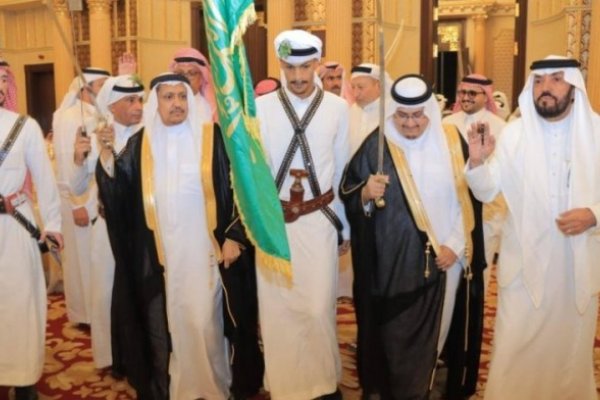 الشاعر محمد خضرالشريف يشدو بـ “ليلة فرح” في زفاف رياض محمد الزهراني