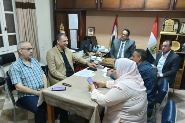 وكيل التعليم بالغربية يتابع امتحانات الدبلومات الفنية ويشدد على الانضباط الكامل