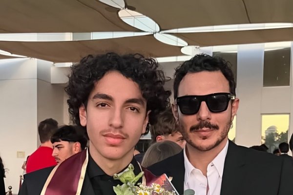 بالصور: فرحة لا توصف في بيت باسل خياط… “مبروك يا ملكي”