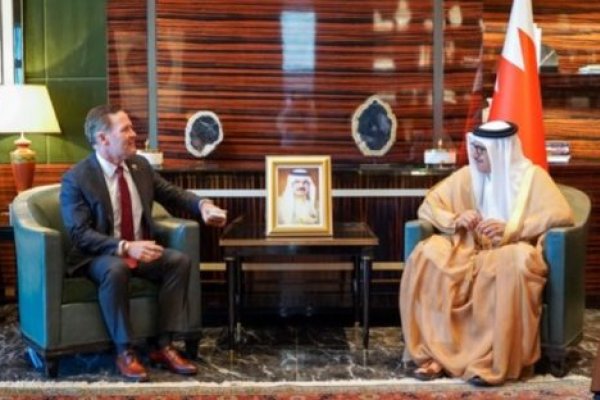 وزير الخارجية بمملكة البحرين يستقبل المندوب الأمريكي الدائم لدى الأمم المتحدة وعضو مجلس الأمن الدولي