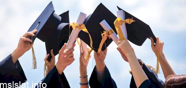 Photo of كلمات تكتب على هدايا التخرج مبروك التفوق