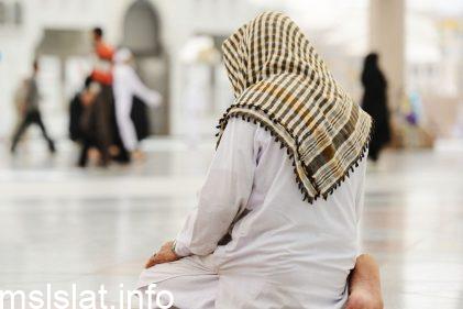 Photo of معتكف خرج من معتكفه لتناول القهوة مع أصحابه فانه