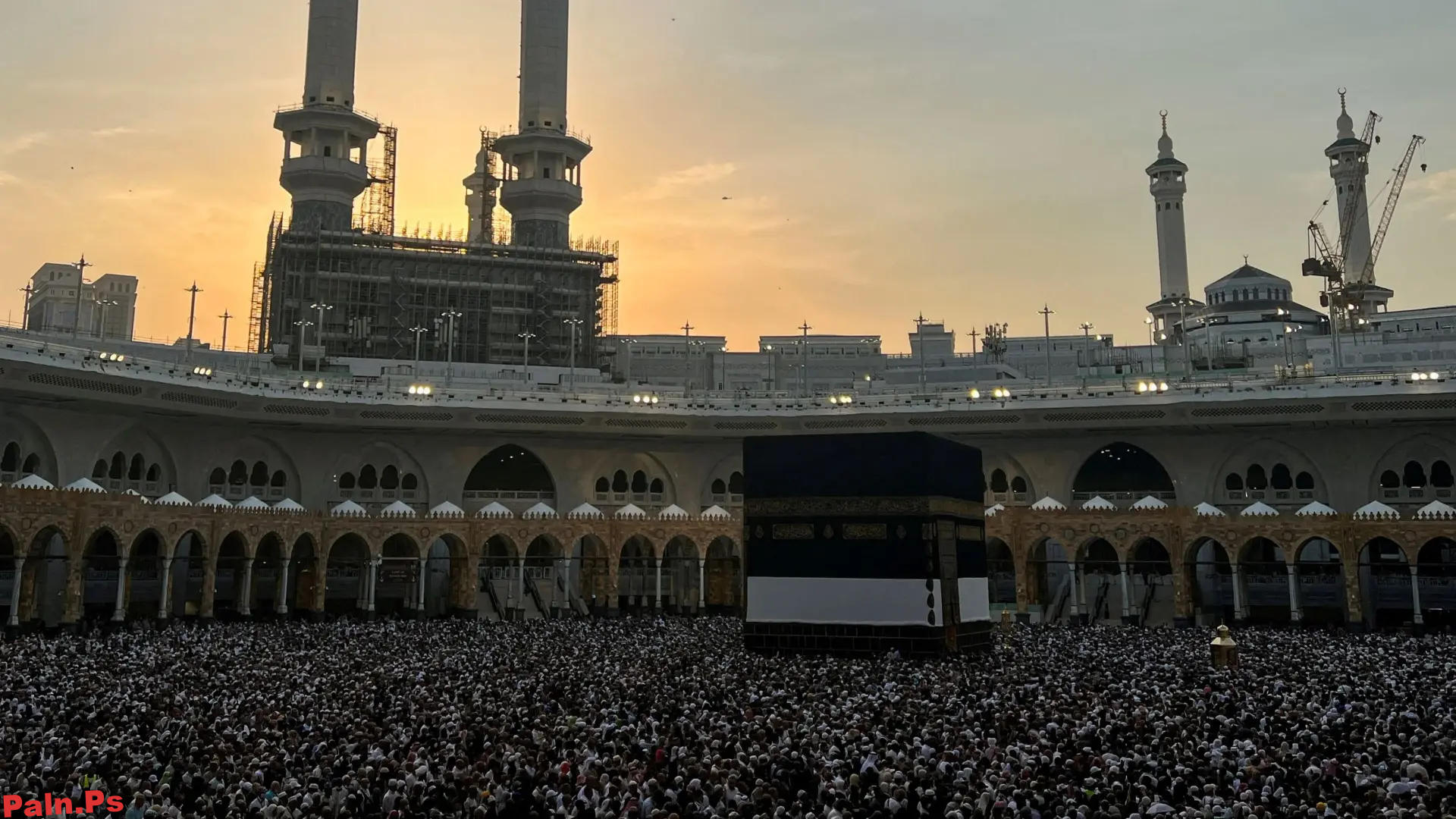 Photo of أعذب الأصوات بالعشر الأواخر .. أئمة الحرم المكي اليوم “ليله 27 رمضان 2025”