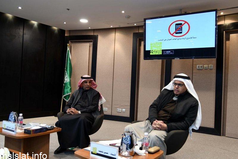 Photo of متحدثًا عن تجربة 40 عامًا مع القراءة.. “بافقيه”: كنت أشبه “حاطب الليل”